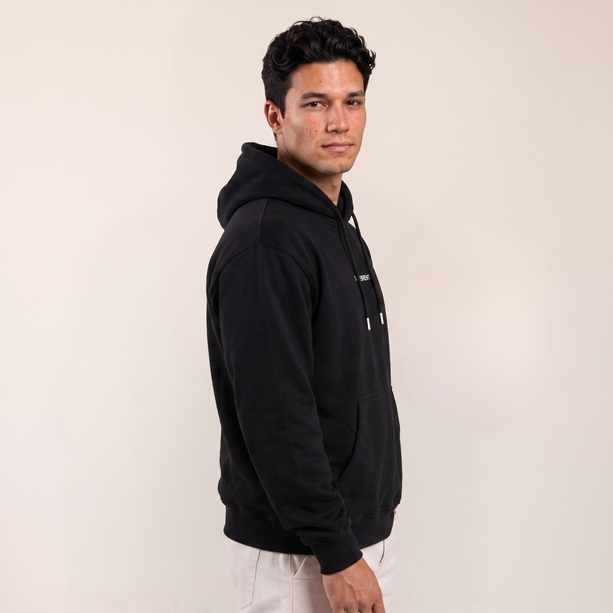 Oversize Hoodie Herren Schwarz – BUILT DIFFERENT. | Elite Club