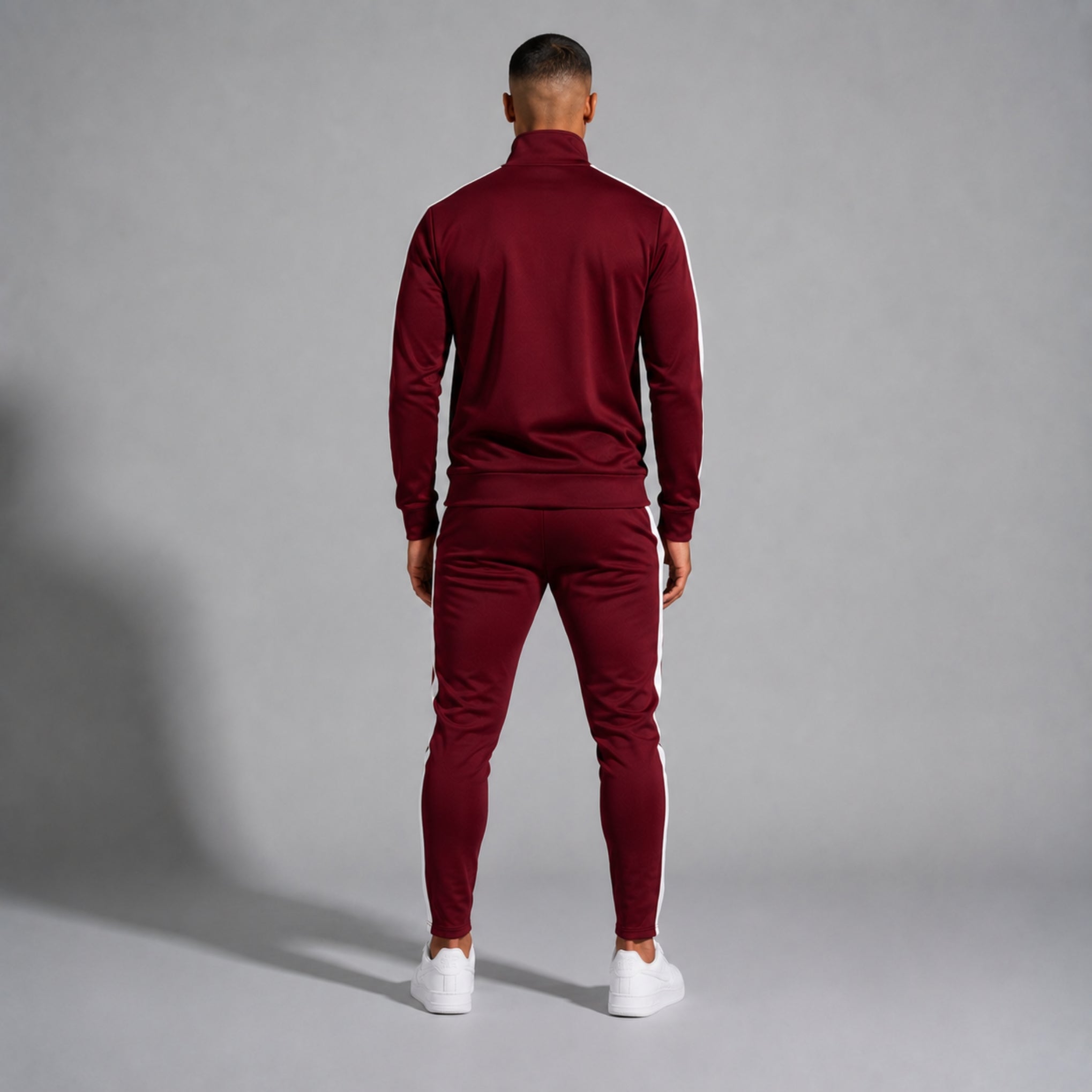 Trainingsanzug Herren Burgundy Slim Fit Tracksuit von Elite Club ®, Rückansicht