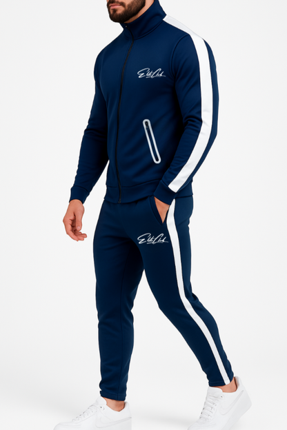 Herren Performance Tracksuit in navyblau von Elite Club® mit weißen Seitenstreifen und gesticktem Logo – gefertigt aus 90 % Polyester und 10 % Elasthan, atmungsaktiv und elastisch.