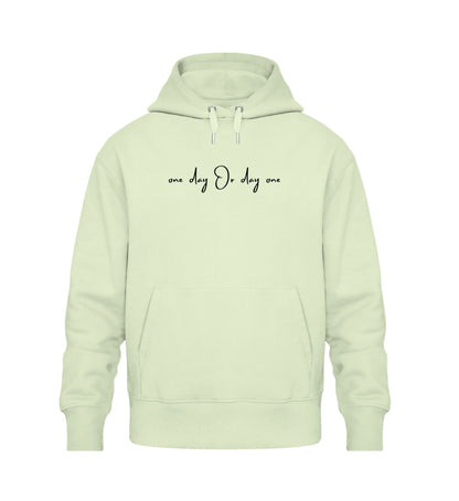 Herren Stem Green Lässiger Oversized Hoodie mit dem inspirierenden Aufdruck &quot;One Day or Day One&quot;, der zu neuen Anfängen und persönlichem Wachstum anregt. Perfekt für entspannte Tage und motivierende Vibes.