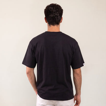 Oversize T-Shirt Baumwolle Schwarz BUILT DIFFERENT Herren – Rückansicht