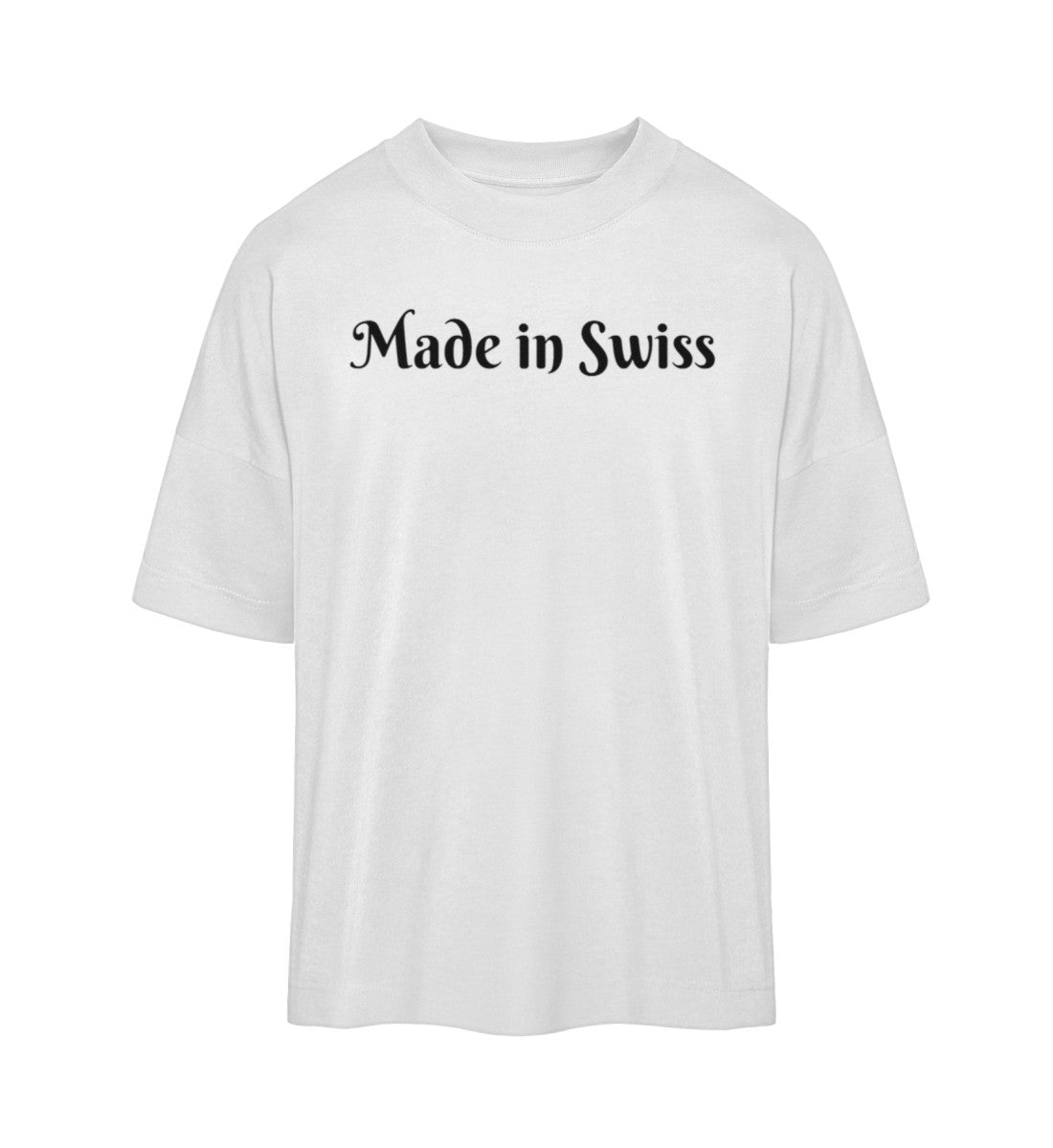 oversized t-shirt aus bio baumwolle veredelt mit einem made in swiss design umweltfreundlich hochwertig und bequem 
