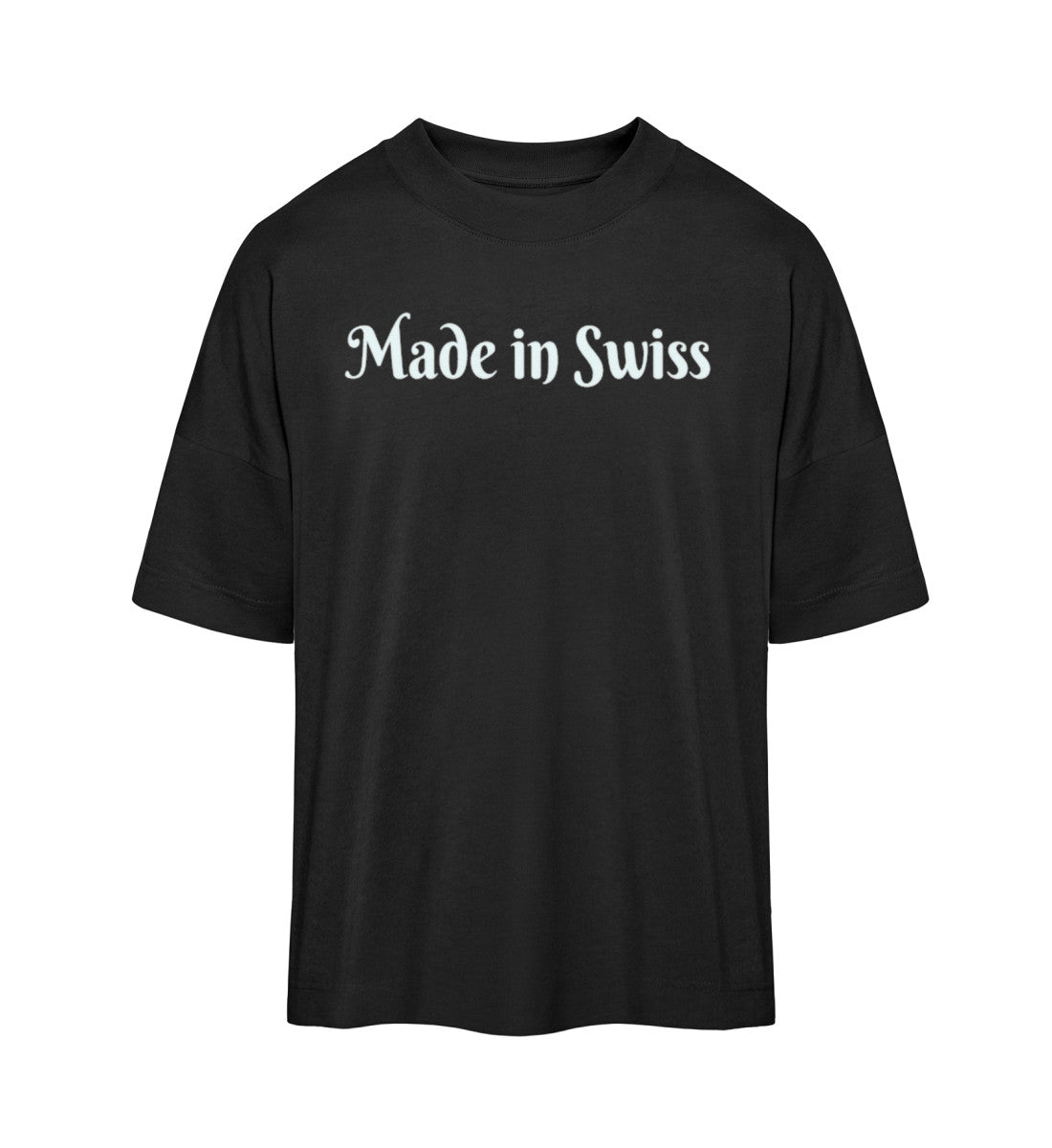 oversized t-shirt aus bio baumwolle veredelt mit einem made in swiss design umweltfreundlich hochwertig und bequem 
